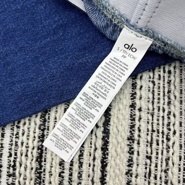 alo Jeans Yupoo pants 012 | Rep Clothing image 9