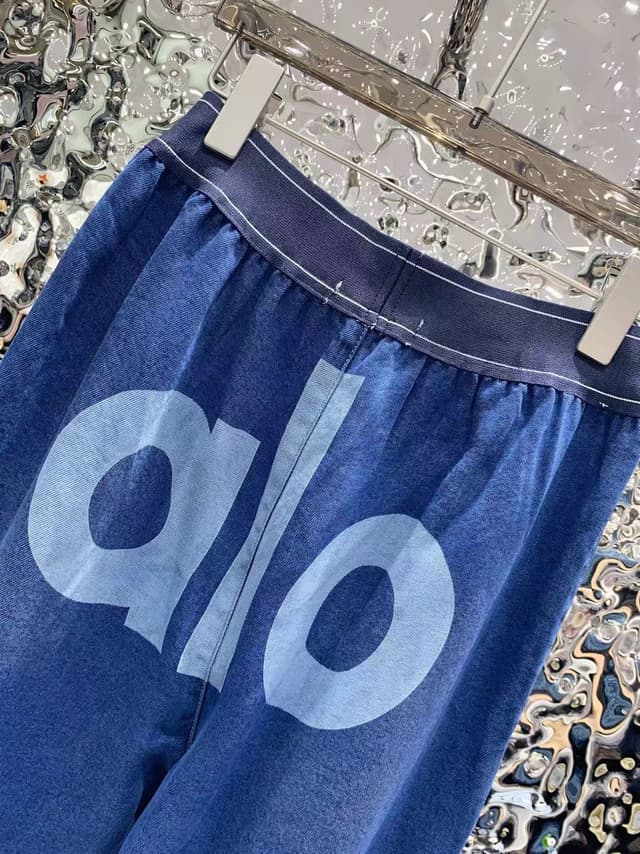 alo jeans Yupoo pants blue 019 | Rep Clothing image 2