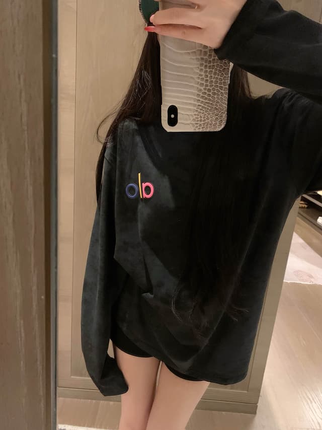 alo long sleeve Yupoo clothes cotton Black 003 | Rep Clothing image 1