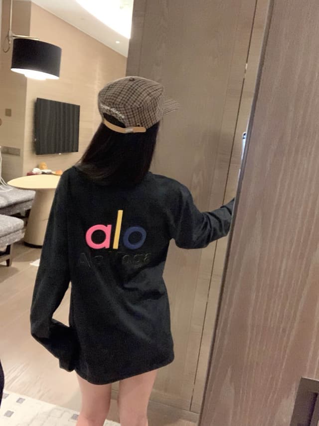 alo long sleeve Yupoo clothes cotton Black 003 | Rep Clothing image 3