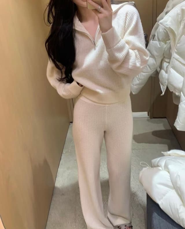 alo long sleeve Yupoo clothes cotton White 004 | Rep Clothing image 5