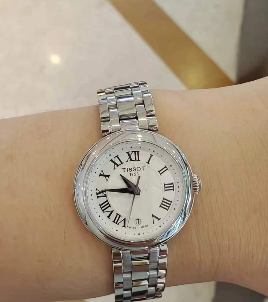 shop to grade replica Tissot watch Women's Swiss Quartz Watch Silver Dial Steel Bracelet image 3