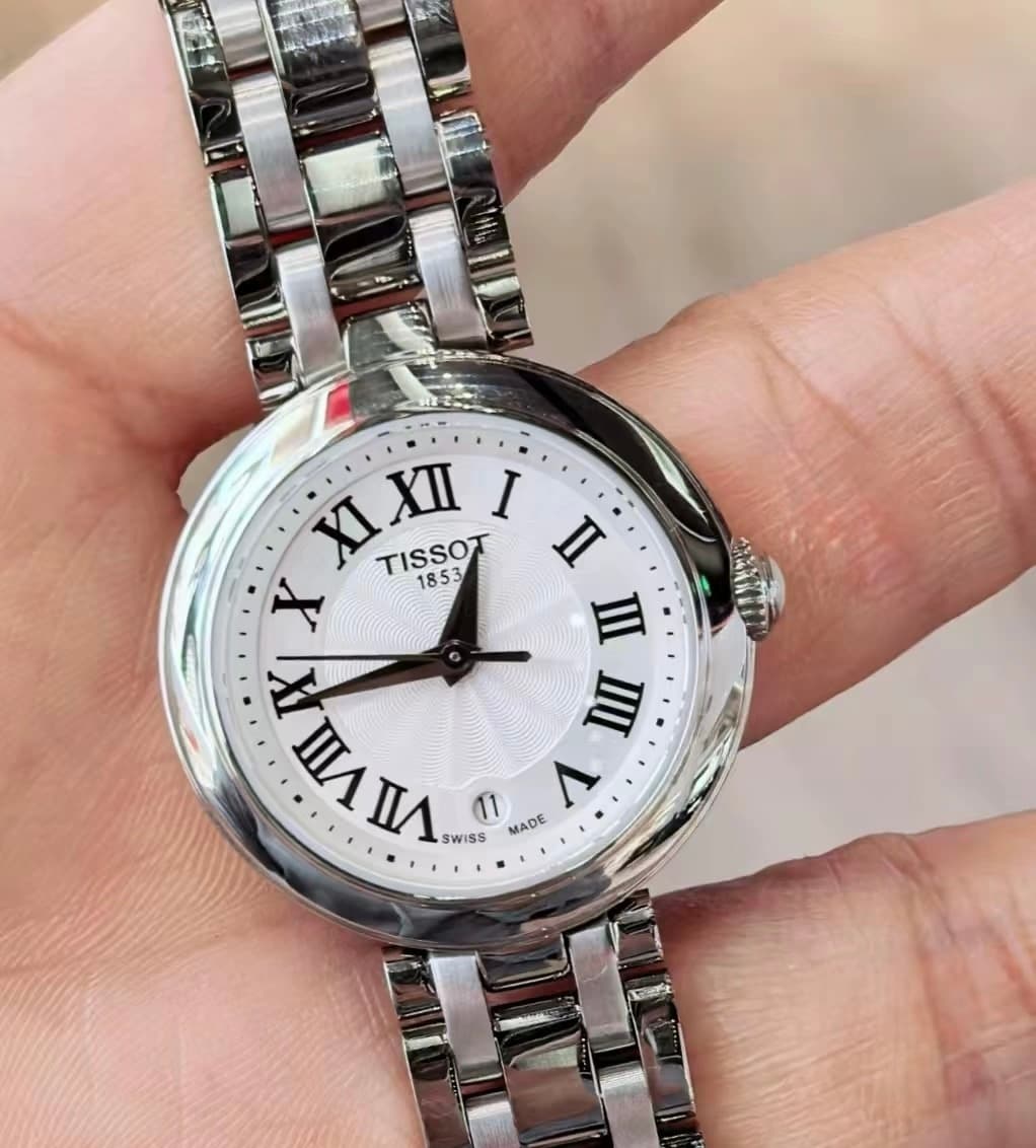 shop to grade replica Tissot watch Women's Swiss Quartz Watch Silver Dial Steel Bracelet image 5