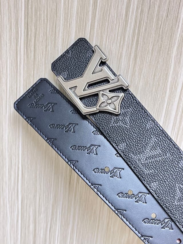 LV Reversible Belt 40mm Dual-Sided YupooPA LV Belt Black | Yupoo Rep Belts image 4