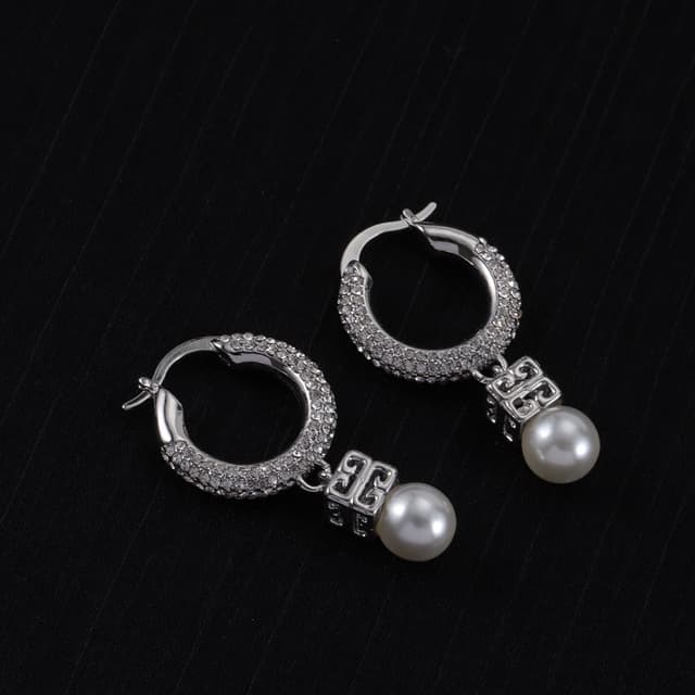 Givenchy Stud Earrings YupooPA Jewelry Silver And Gold | Yupoo Rep Jewelry image 4