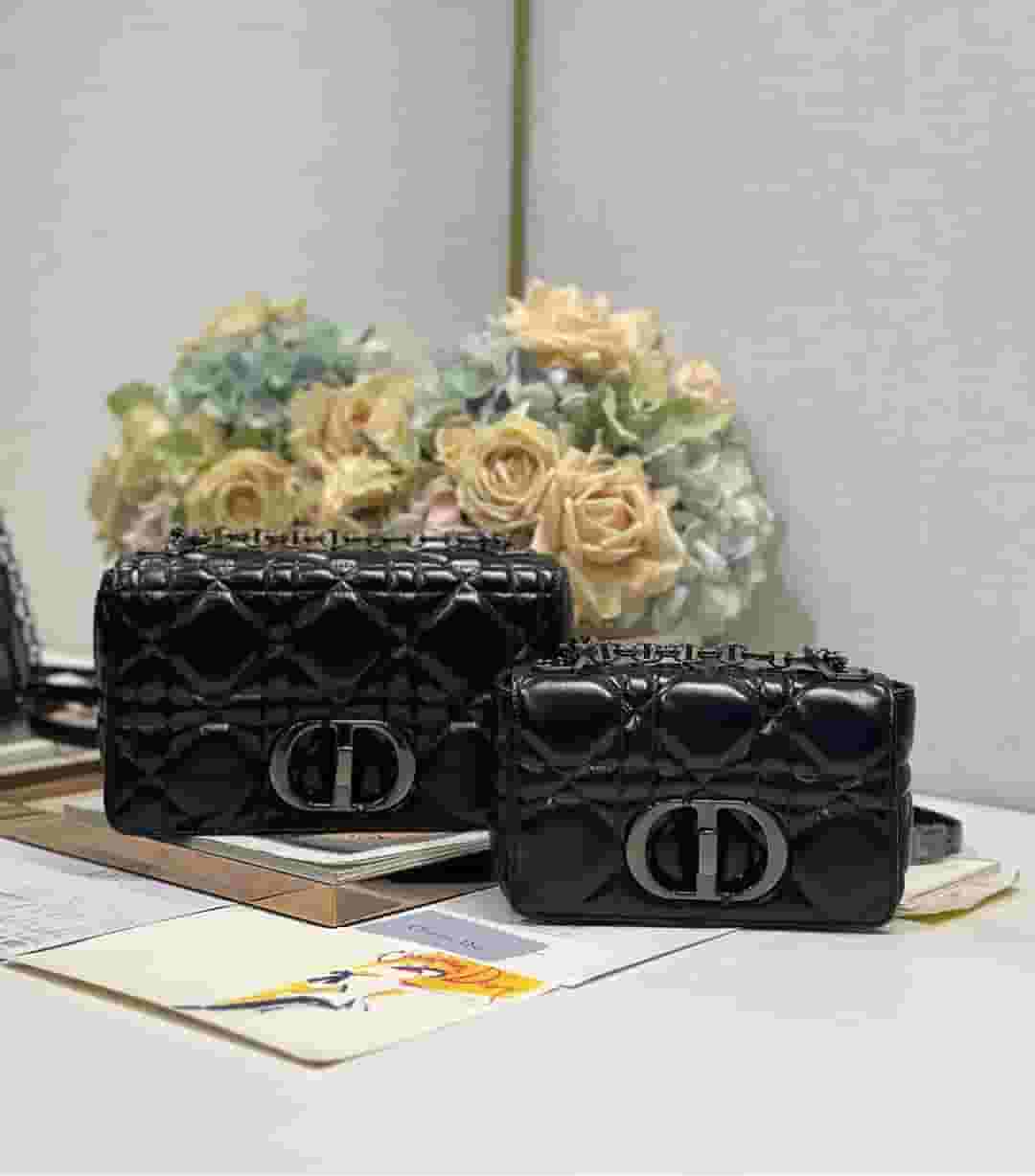 YupooPA Dior Caro Bag Black Waxed Leather Silver Metal Buckle - Main Preview