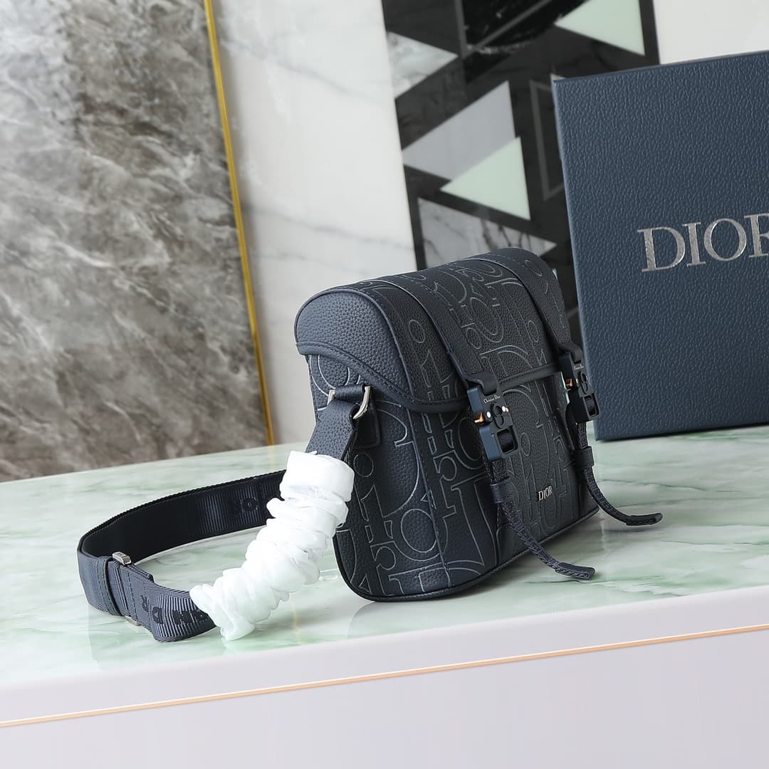 YupooPA Dior Hit The Road Navy Gravity Messenger image 2