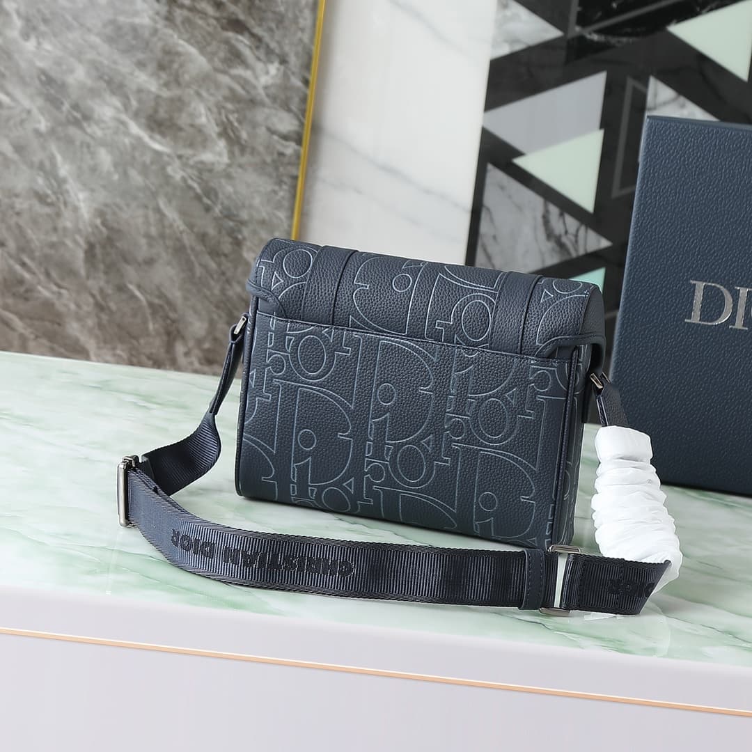 YupooPA Dior Hit The Road Navy Gravity Messenger image 3