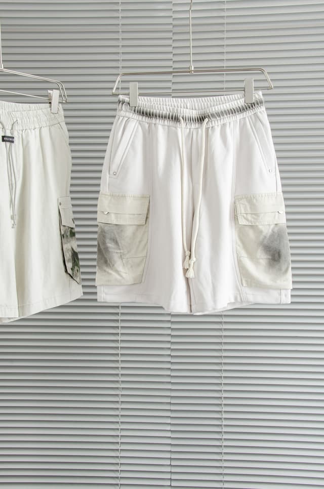 BALENCIAGA 2025SS Summer Casual Shorts | Yupoo Rep Clothing image 1