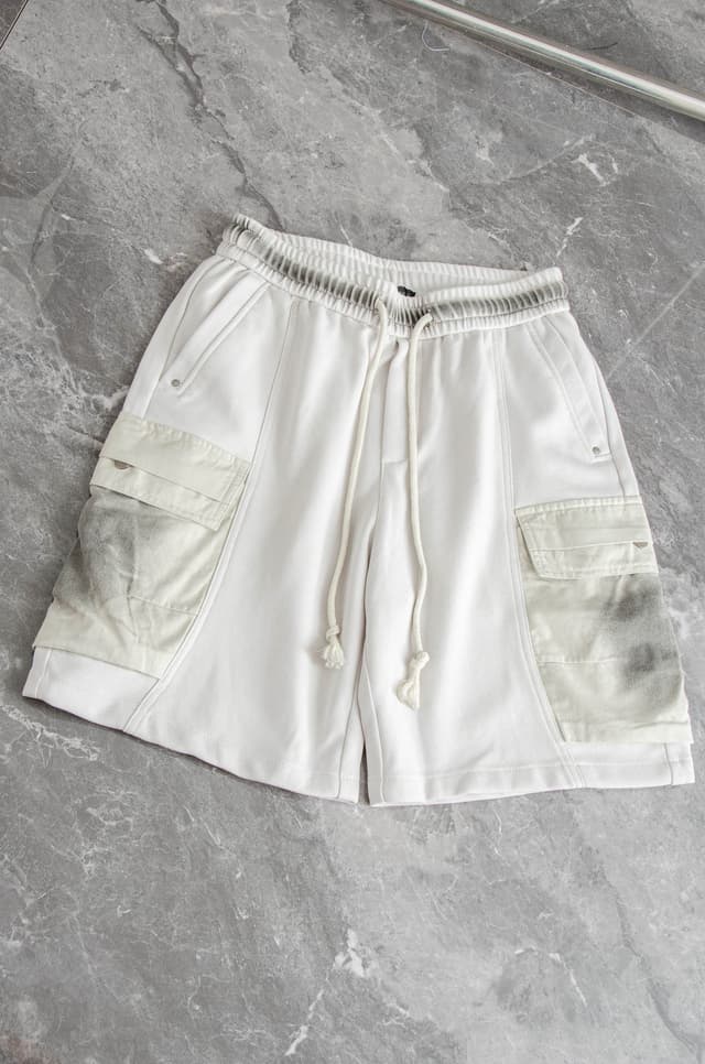 BALENCIAGA 2025SS Summer Casual Shorts | Yupoo Rep Clothing image 3