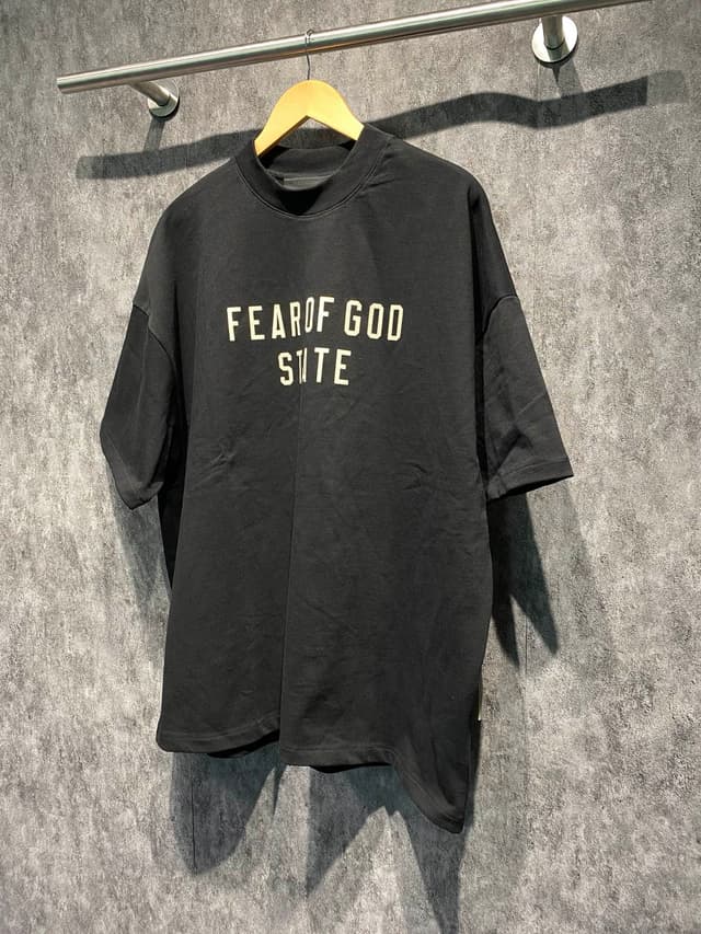 Fog Essentials Short Sleeve Special Edition Black | Yupoo Rep Clothing image 2