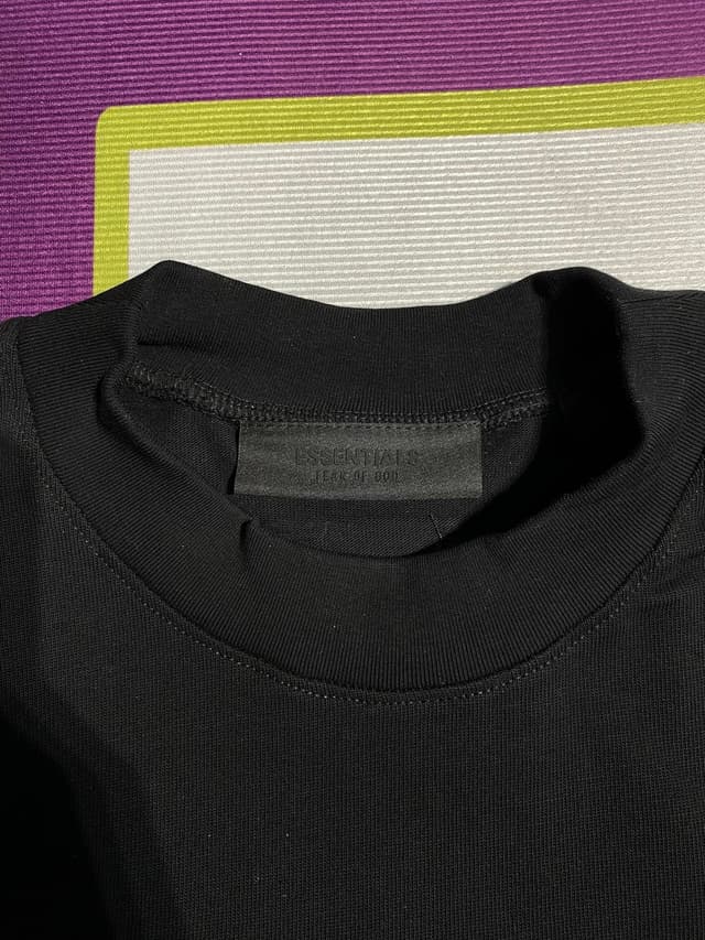 Fog Essentials Short Sleeve Special Edition Obsidian Black | Yupoo Rep Clothing image 3
