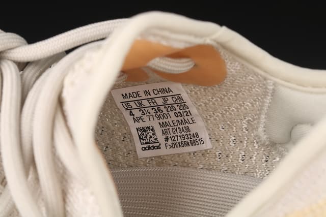 Yeezy 350 Boost V2 | Yupoo Rep Sneakers (Ref 552) image 13