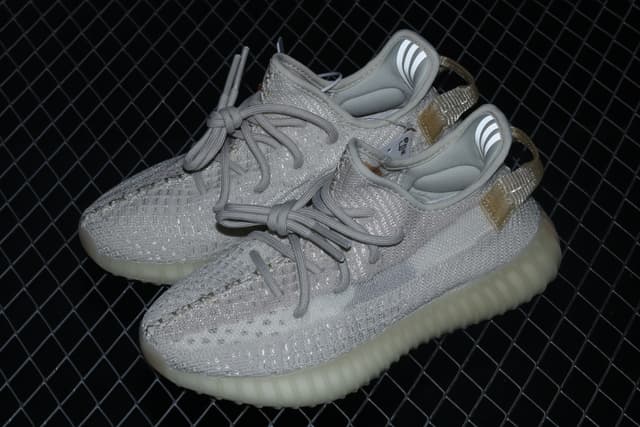 Yeezy 350 Boost V2 | Yupoo Rep Sneakers (Ref 552) image 9