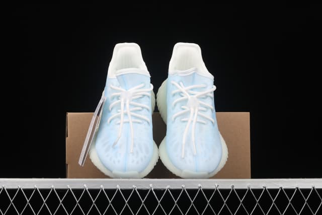 Yeezy 350 Boost V2 | Yupoo Rep Sneakers (Ref 564) image 5