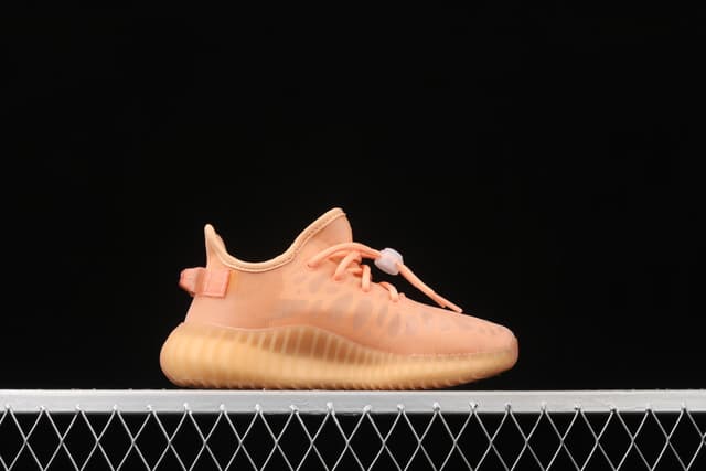 Yeezy 350 Boost V2 | Yupoo Rep Sneakers (Ref 573) image 2