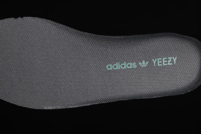 Yeezy 350 Boost V2 | Yupoo Rep Sneakers (Ref 554) image 13