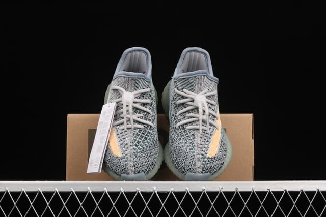 Yeezy 350 Boost V2 | Yupoo Rep Sneakers (Ref 554) image 5