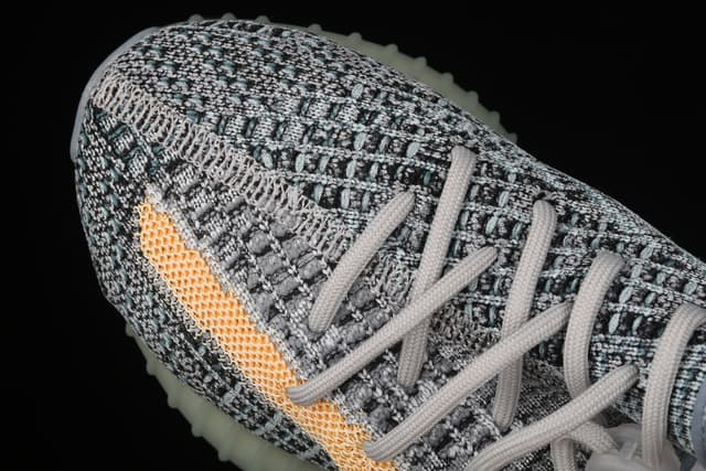 Yeezy 350 Boost V2 | Yupoo Rep Sneakers (Ref 554) image 8
