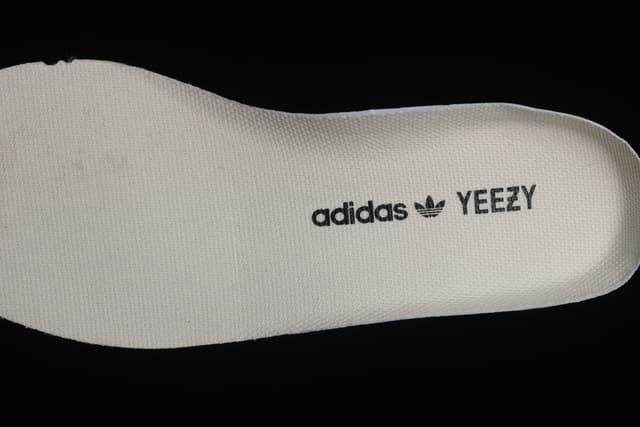Yeezy 350 Boost V2 | Yupoo Rep Sneakers (Ref 601) image 13