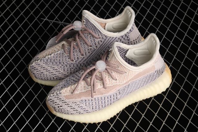 Yeezy 350 Boost V2 | Yupoo Rep Sneakers (Ref 601) image 7