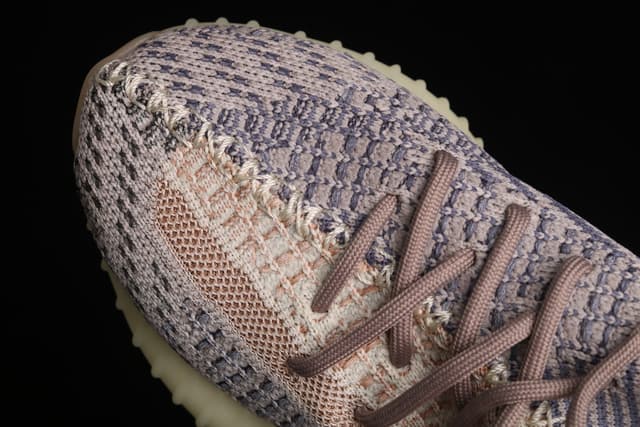 Yeezy 350 Boost V2 | Yupoo Rep Sneakers (Ref 601) image 8