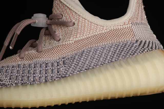 Yeezy 350 Boost V2 | Yupoo Rep Sneakers (Ref 601) image 9