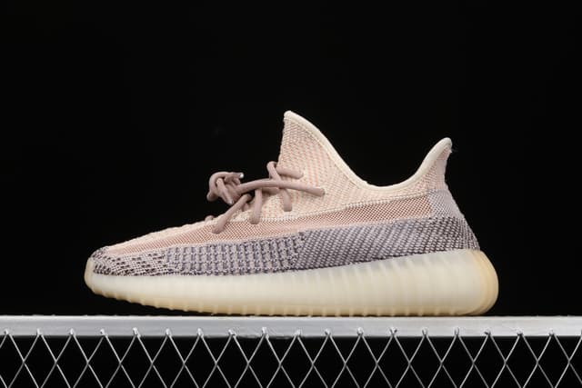 Yeezy 350 Boost V2 | Yupoo Rep Sneakers (Ref 636) image 1