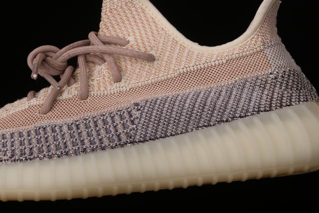 Yeezy 350 Boost V2 | Yupoo Rep Sneakers (Ref 636) image 11