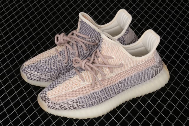 Yeezy 350 Boost V2 | Yupoo Rep Sneakers (Ref 636) image 8