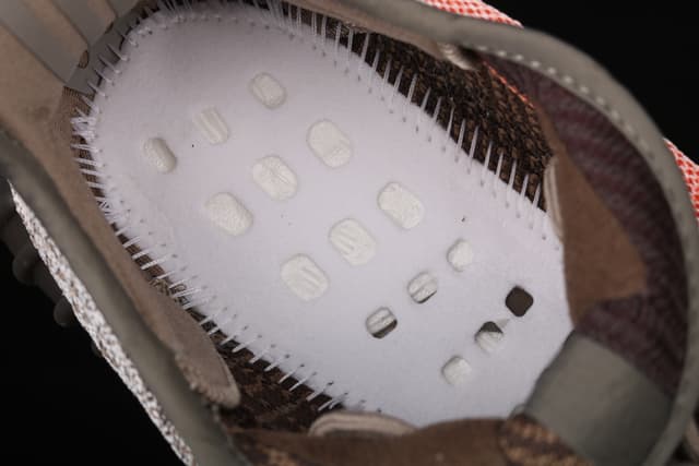 Yeezy 350 Boost V2 | Yupoo Rep Sneakers (Ref 550) image 14