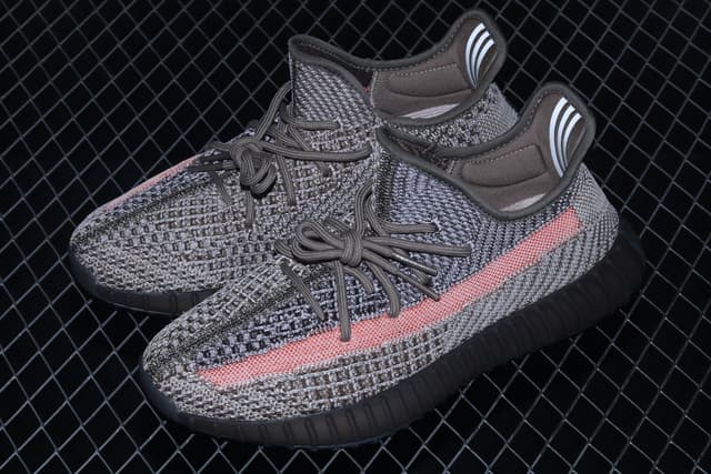 Yeezy 350 Boost V2 | Yupoo Rep Sneakers (Ref 550) image 9