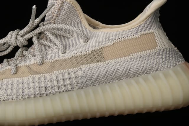 Yeezy 350 Boost V2 | Yupoo Rep Sneakers (Ref 582) image 11