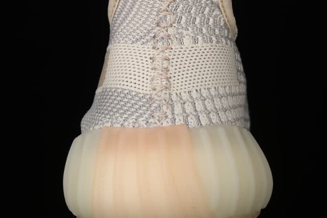 Yeezy 350 Boost V2 | Yupoo Rep Sneakers (Ref 582) image 12
