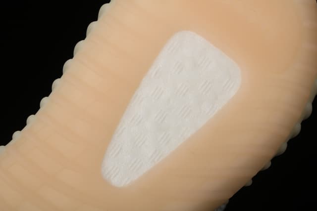 Yeezy 350 Boost V2 | Yupoo Rep Sneakers (Ref 582) image 17