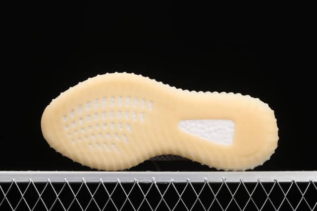 Yeezy 350 Boost V2 | Yupoo Rep Sneakers (Ref 578) image 8