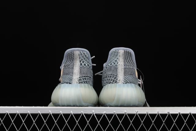 Yeezy 350 Boost V2 | Yupoo Rep Sneakers (Ref 551) image 13