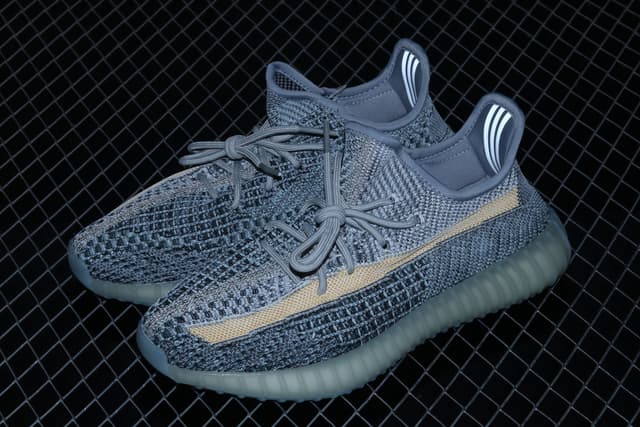 Yeezy 350 Boost V2 | Yupoo Rep Sneakers (Ref 551) image 17