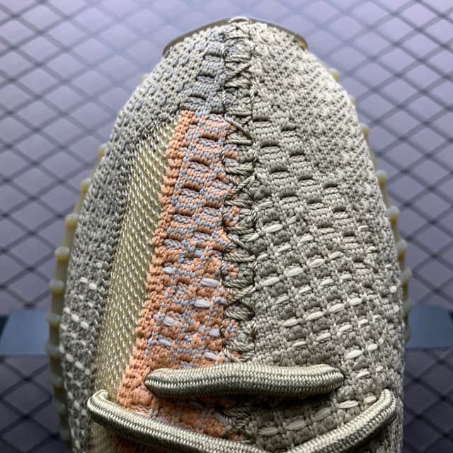 Yeezy 350 V2 | Yupoo Rep Sneakers (Ref 587) image 7