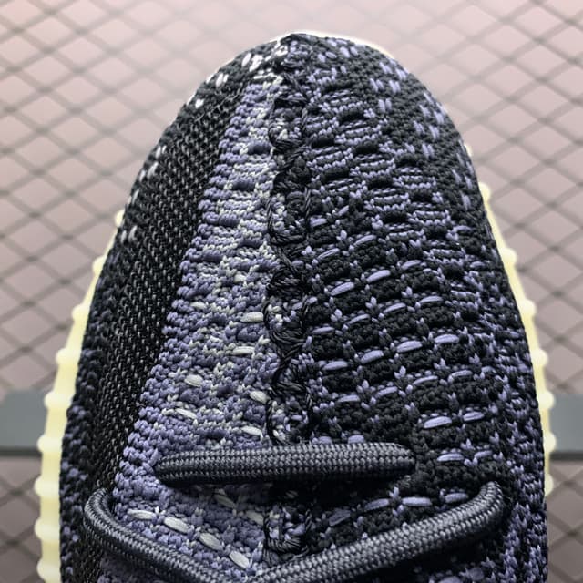 Yeezy 350 V2 | Yupoo Rep Sneakers (Ref 581) image 7