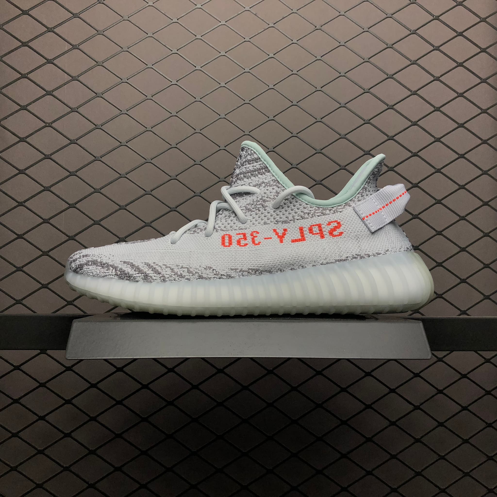 Yeezy 350 V2 | Yupoo Rep Sneakers (Ref 612) image 1