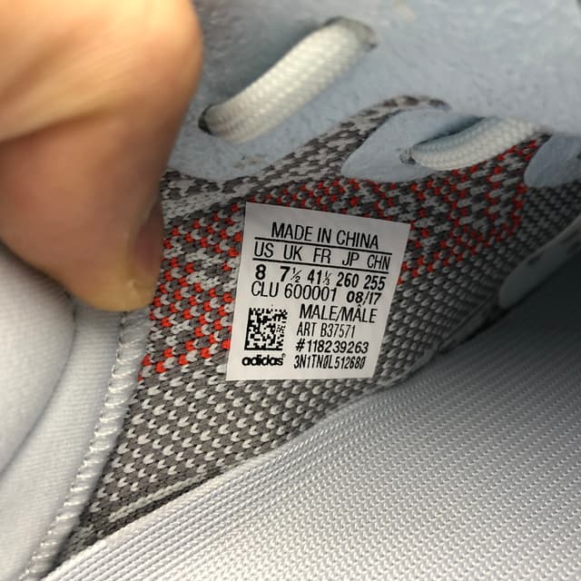 Yeezy 350 V2 | Yupoo Rep Sneakers (Ref 612) image 14