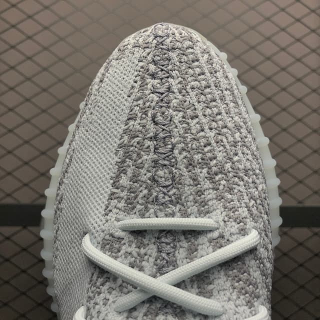 Yeezy 350 V2 | Yupoo Rep Sneakers (Ref 612) image 7
