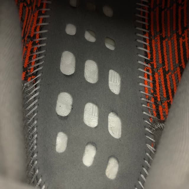 Yeezy 350 V2 | Yupoo Rep Sneakers (Ref 628) image 11