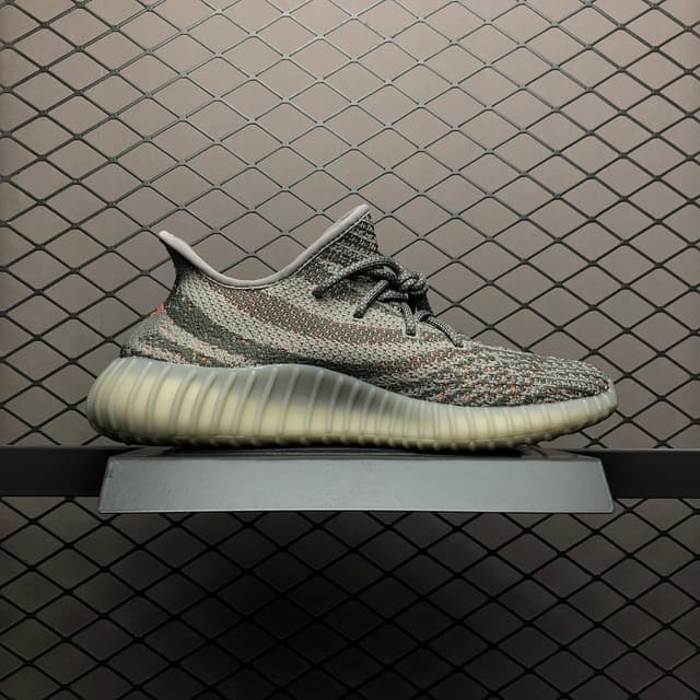 Yeezy 350 V2 | Yupoo Rep Sneakers (Ref 628) image 3