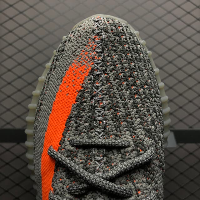 Yeezy 350 V2 | Yupoo Rep Sneakers (Ref 628) image 8