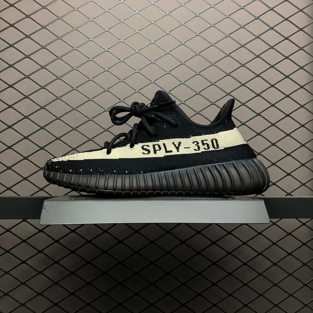 Yeezy 350 V2 | Yupoo Rep Sneakers (Ref 629) image 1