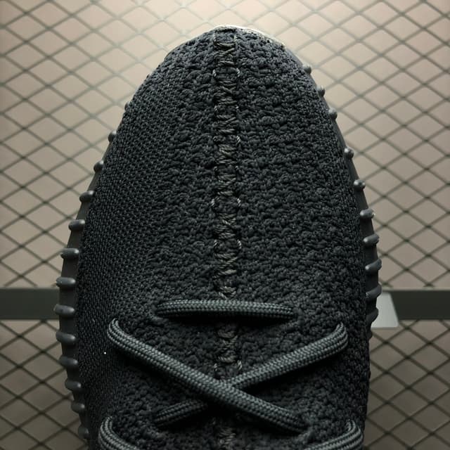 Yeezy 350 V2 | Yupoo Rep Sneakers (Ref 635) image 10