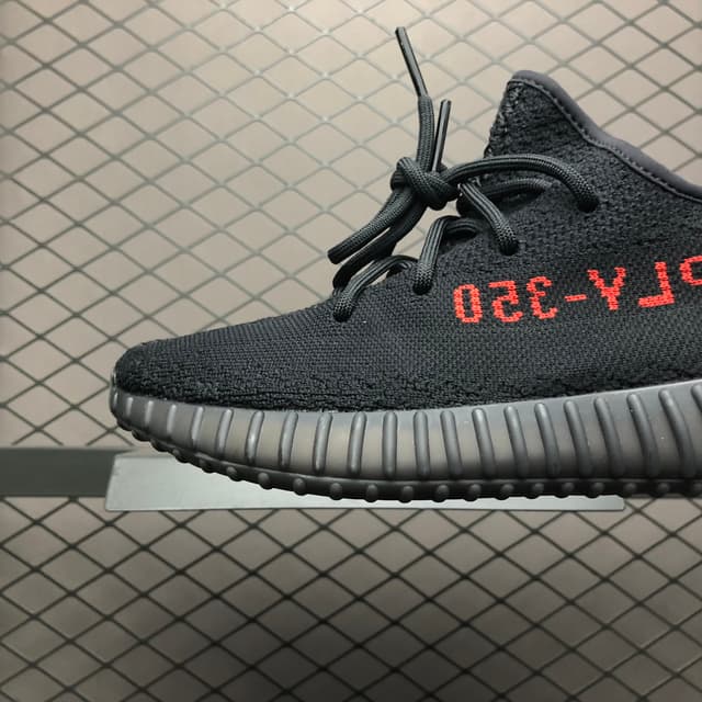 Yeezy 350 V2 | Yupoo Rep Sneakers (Ref 635) image 5
