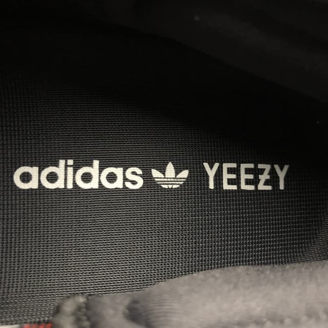Yeezy 350 V2 | Yupoo Rep Sneakers (Ref 635) image 7